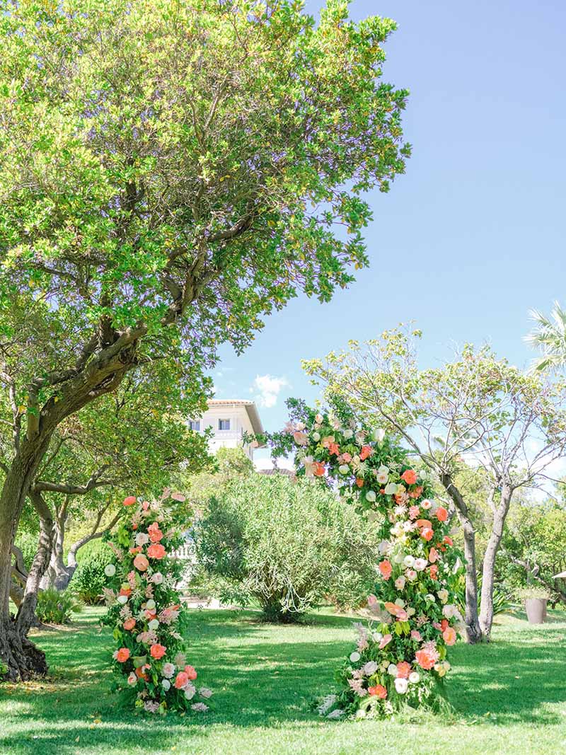 l'arche floral de la cérémonie'